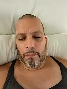 Just2much online show from 8, 10, 2025