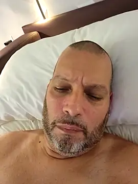 Just2much online show from 17, 9, 2025