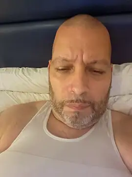 Just2much online show from 30, 4, 2026