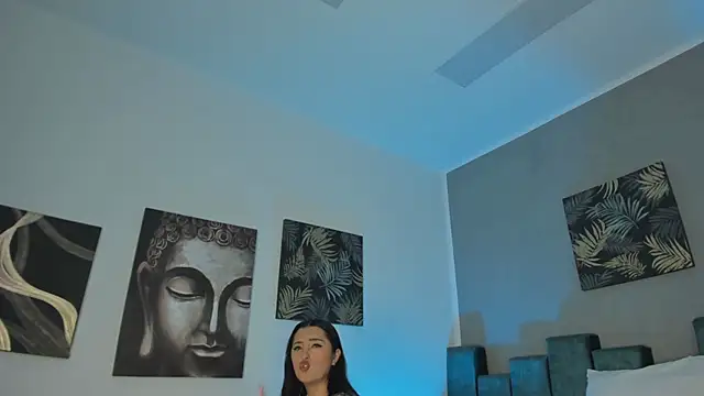 Kathia Morelli online show from 28, 5, 2026