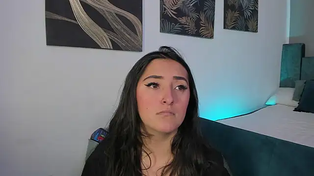 Kathia Morelli online show from 7, 10, 2025