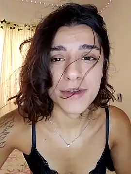 Snapshot of HelliRosa chatting on 24, 2, 2025 HelliRosa online show from 24, 2, 2025