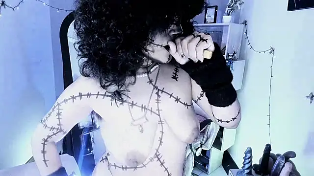 kuromi69 online show from 28, 2, 2026