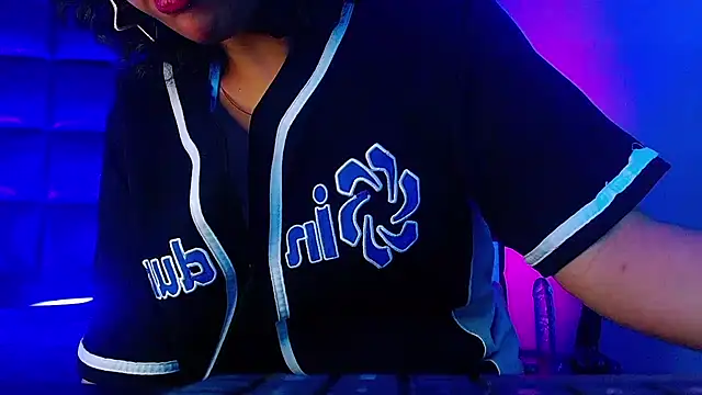 kuromi69 online show from 11, 3, 2025