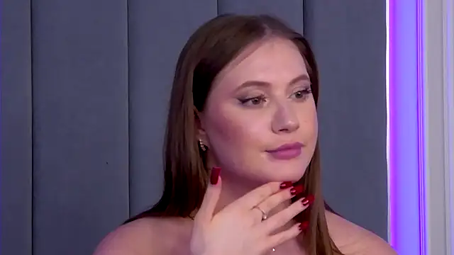 ChloeMarsch online show from 10, 10, 2025