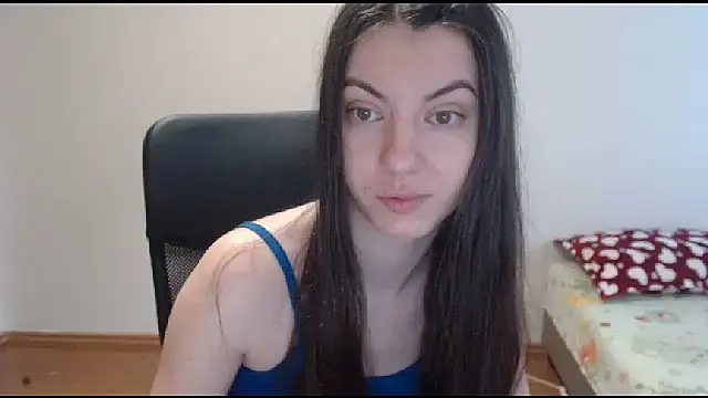 CuteJollie4U online show from 1, 1, 2025