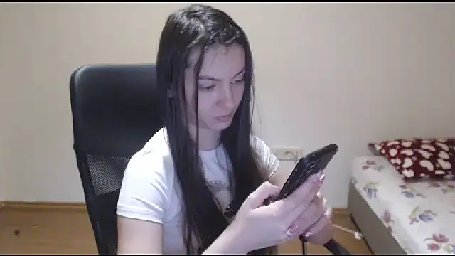 CuteJollie4U online show from 13, 1, 2025