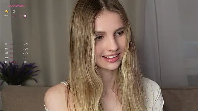 Fluffy-Angel online show from 26, 11, 2025