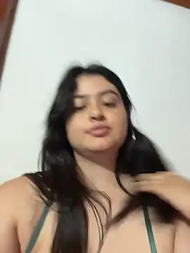 Stephania 18 online show from 11, 10, 2025