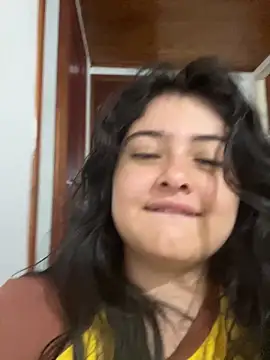 Stephania 18 online show from 4, 10, 2025