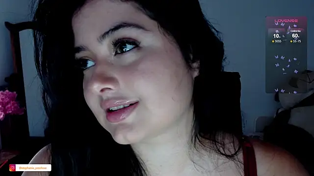 Stephania 18 online show from 3, 12, 2025