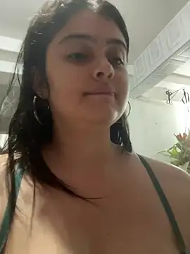 Stephania 18 online show from 13, 2, 2025