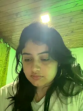 Stephania 18 online show from 30, 9, 2025