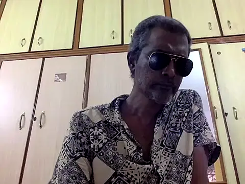 Lookin4Kinky Partner online show from 5, 12, 2025