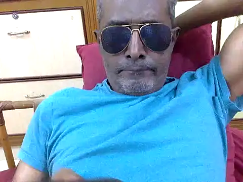 Lookin4Kinky Partner online show from 6, 1, 2026