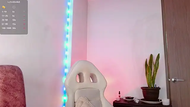 Snapshot of zoewils chatting on 20, 6, 2026 zoewils online show from 20, 6, 2026