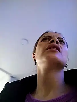 zhoelis xx online show from 21, 2, 2025