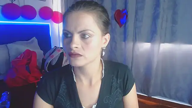 zhoelis xx online show from 6, 3, 2025