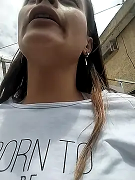 zhoelis xx online show from 20, 2, 2025