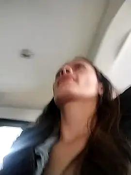 zhoelis xx online show from 1, 3, 2025