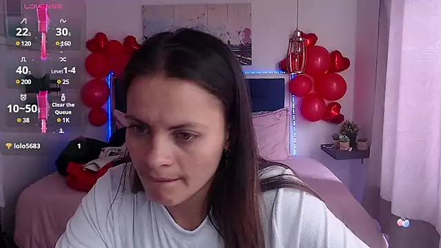 zhoelis xx online show from 3, 2, 2025