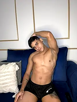 Mackenzzie 777  online show from 21, 10, 2025