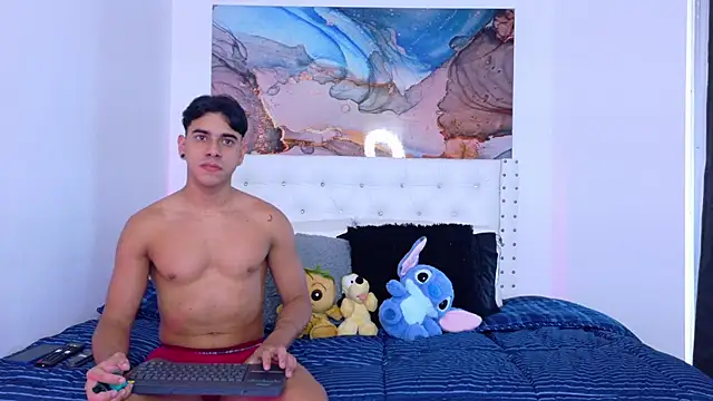 Mackenzzie 777  online show from 3, 12, 2025