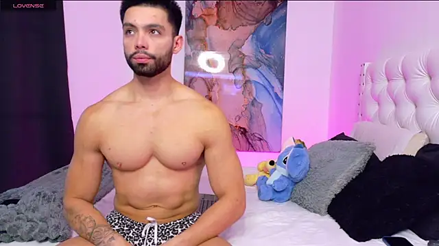 Mackenzzie 777  online show from 24, 11, 2025