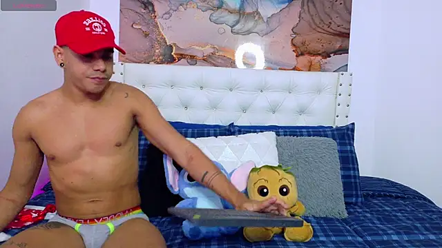 Mackenzzie 777  online show from 18, 12, 2025