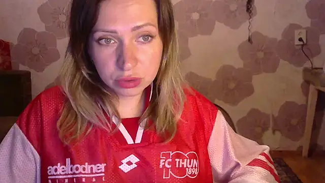 Snapshot of Queen_Daenerys chatting on 10, 9, 2025 Queen Daenerys online show from 10, 9, 2025