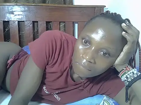 SpicyPetite online show from 5, 4, 2026