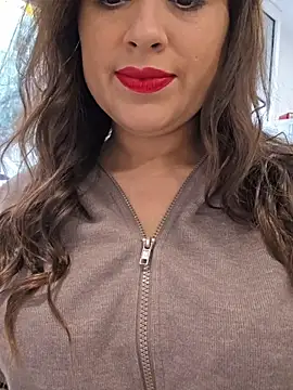 GatitaXD27 online show from 17, 11, 2025