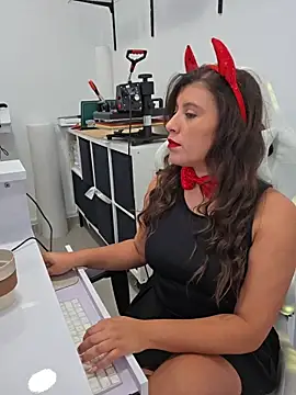 GatitaXD27 online show from 1, 11, 2025