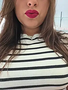 GatitaXD27 online show from 29, 11, 2025