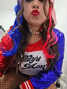 GatitaXD27 online show from 31, 10, 2025