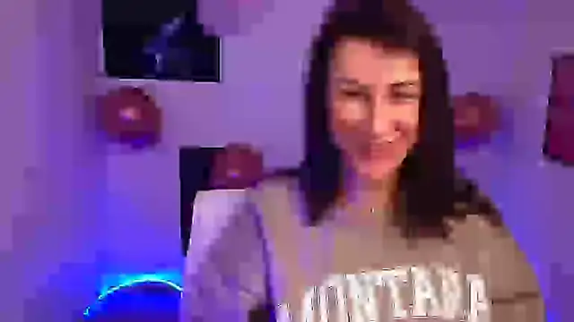 Snapshot of Loren_Moa chatting on 27, 2, 2025 Loren Moa online show from 27, 2, 2025