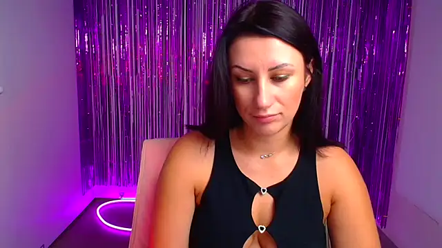 Snapshot of Loren_Moa chatting on 3, 10, 2025 Loren Moa online show from 3, 10, 2025