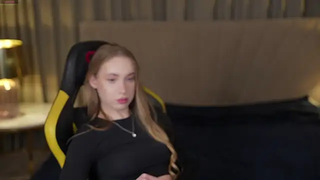 Linda054 online show from 14, 2, 2025