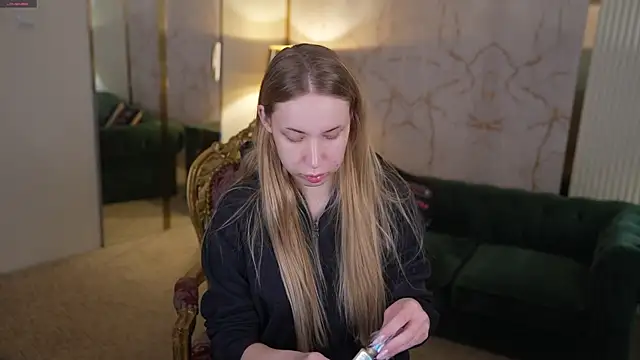 Linda054 online show from 28, 11, 2025