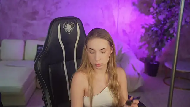 Linda054 online show from 16, 11, 2025