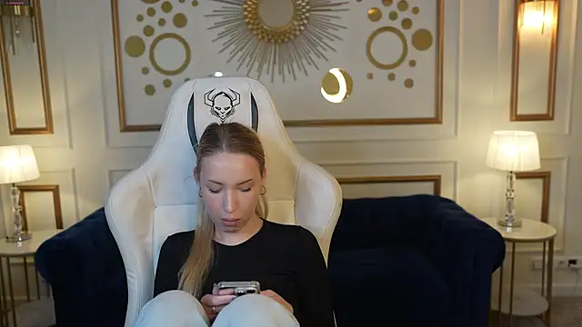 Linda054 online show from 23, 9, 2025