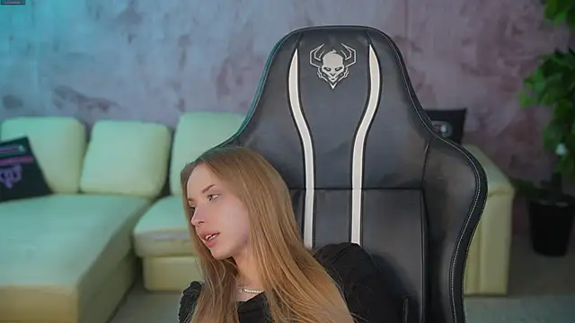 Linda054 online show from 18, 10, 2025