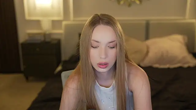 Linda054 online show from 25, 10, 2025