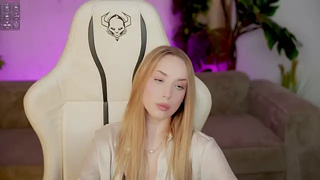 Linda054 online show from 19, 10, 2025