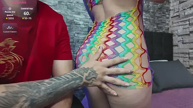 HotCouple 697 online show from 11, 10, 2025