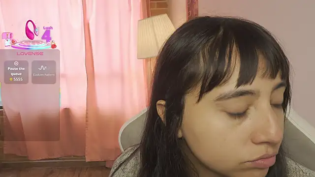 Snapshot of emitaa17228o chatting on 15, 7, 2026 emitaa17228o online show from 15, 7, 2026