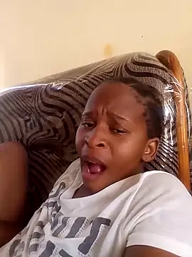 Nomawethu2002 online show from 5, 11, 2025