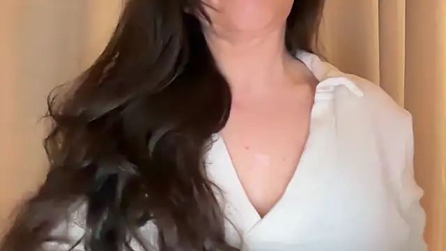 Sandysecret online show from 15, 4, 2026