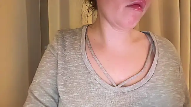 Sandysecret online show from 9, 3, 2026