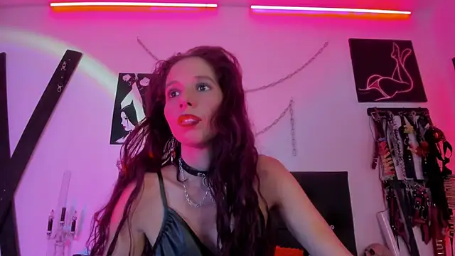 Little Naughtty online show from 5, 10, 2025